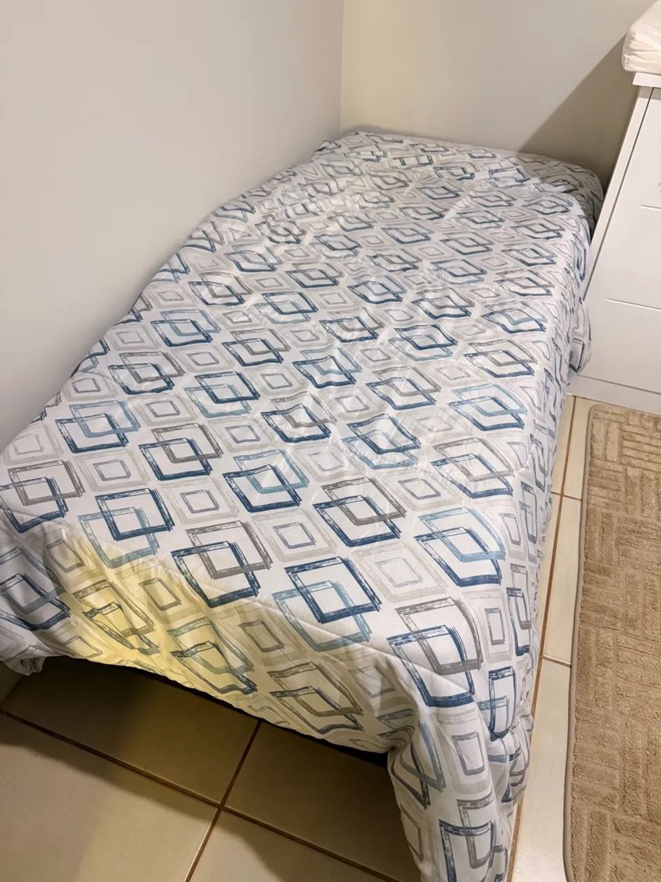 Cama solteiro com colchão  - Foto 2