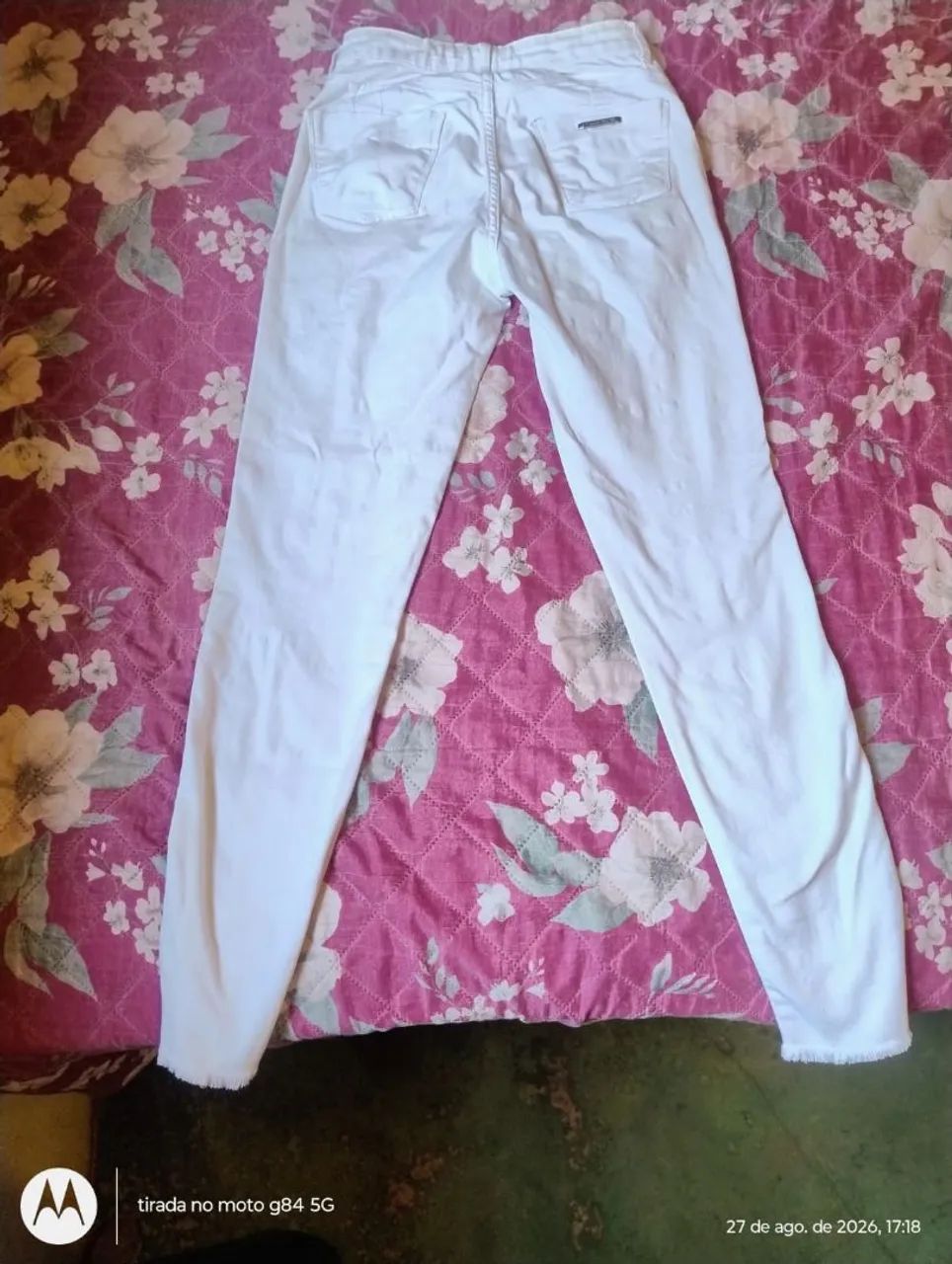 Calça jeans branca confortável  - Foto 2
