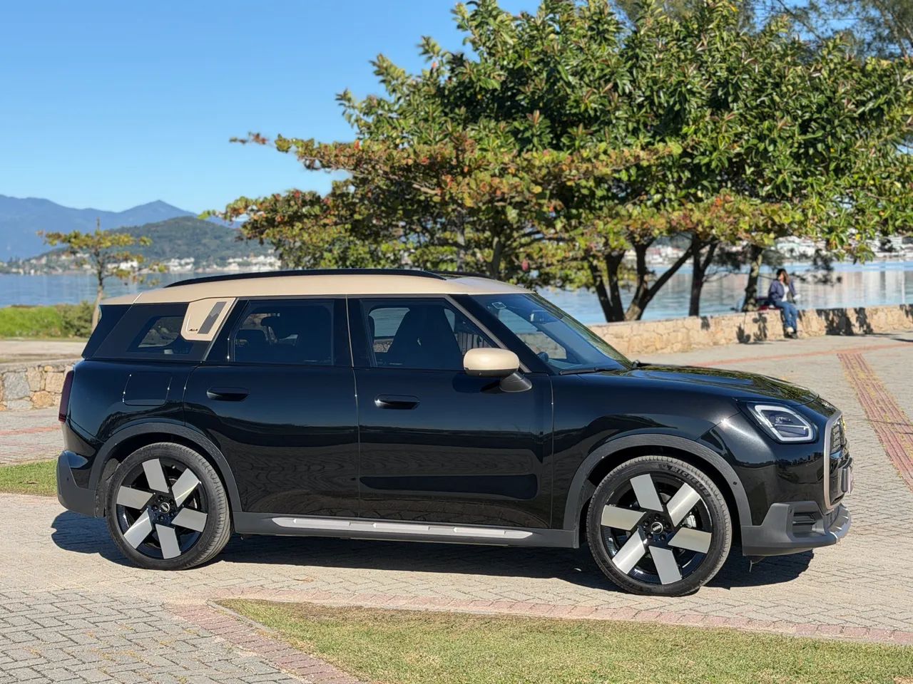 Mini Cooper Country. SE All4 TOP (elétrico) 2025 - Foto 3