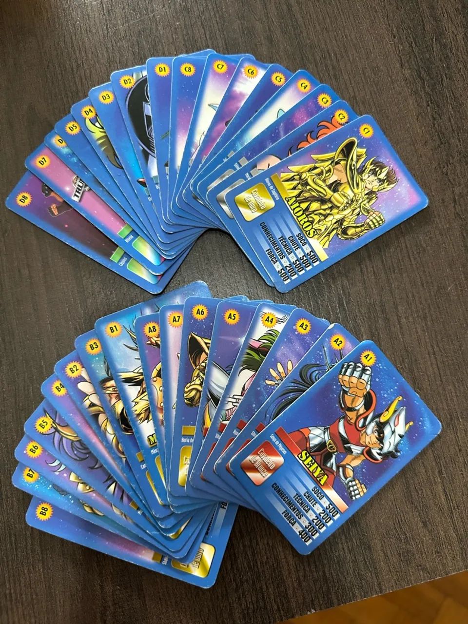 Super Trunfo Cavaleiros do Zodíaco - Completo com Porta-Cartas