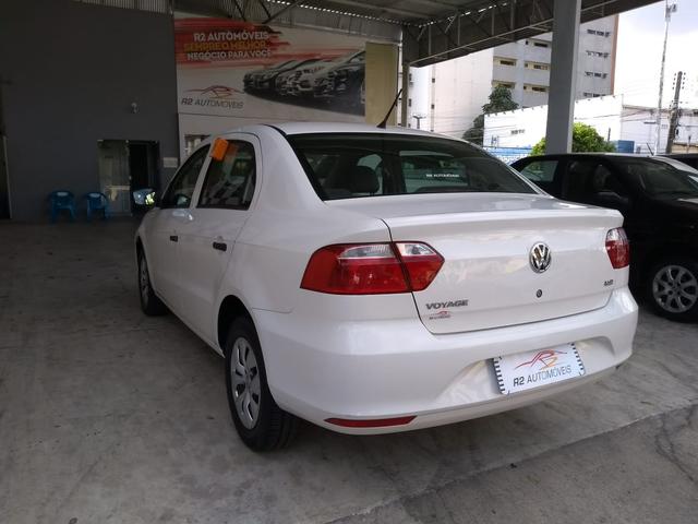 Volkswagen 2015/2015 Voyage 1.6 Flex trendline branco completo - Foto 7