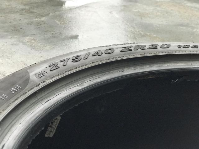 Pneu 275/40 aro 20