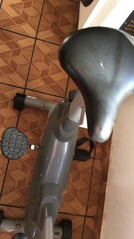 Vendo essa bicicleta ergométrica