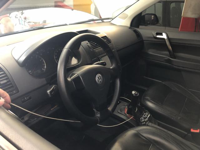 Vw Polo sedan 10/11 - Foto 5