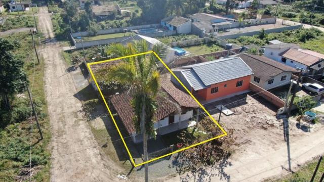Boa casa de alvenaria em itapoá, aproximadamente 1.100 metros da praia, total de 108 m2 co - Foto 6