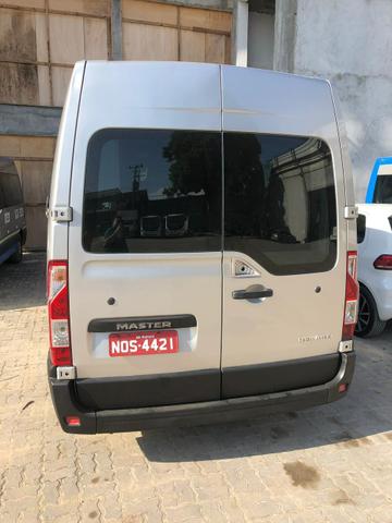 Vendo ou Troco Renault Master 14/15 16 Lugares Teto Alto - Foto 3