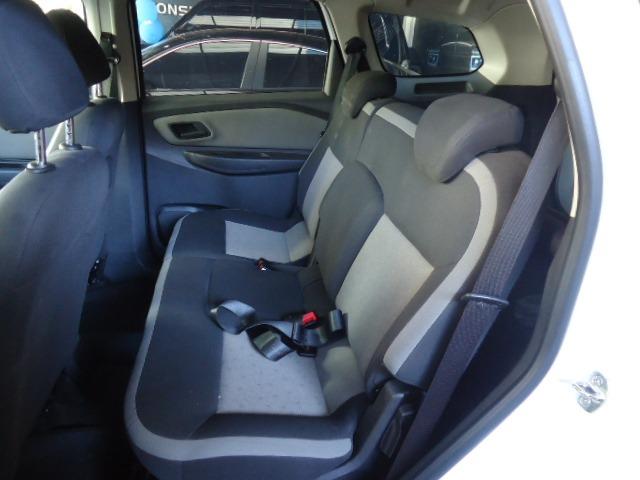 Chevrolet Spin - Foto 10