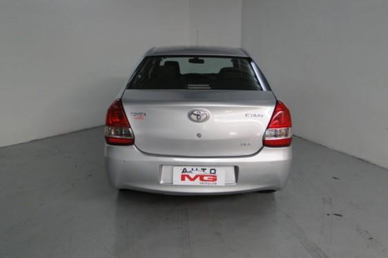 Etios Sedan X 1.5 Flex 16V 4P - Foto 5