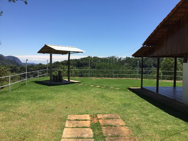 Sítio com vista para o litoral entre Fundão e Santa Teresa com casa nova - Foto 4