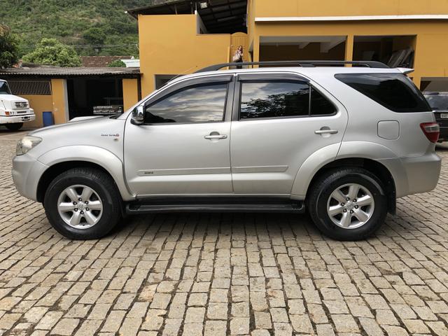 Toyota Hilux SW4 7 lugares 2010 - Foto 4