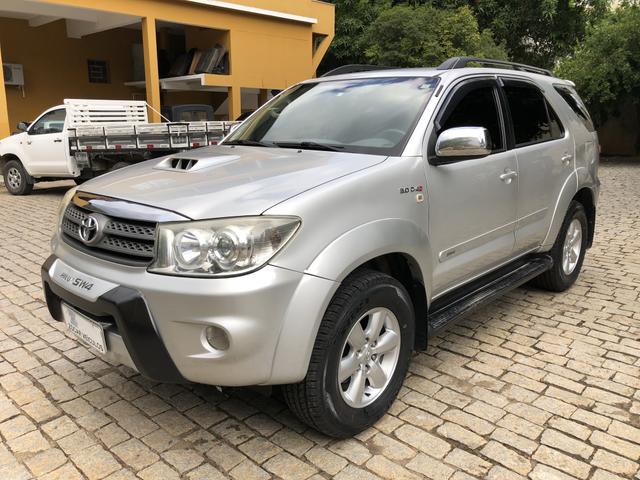 Toyota Hilux SW4 7 lugares 2010