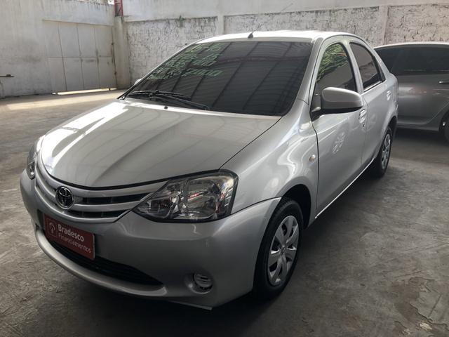 Etios X Sedan 1.5 2015/2016 - Foto 3