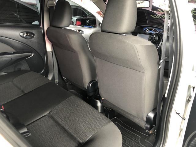 Etios X Sedan 1.5 2015/2016 - Foto 14