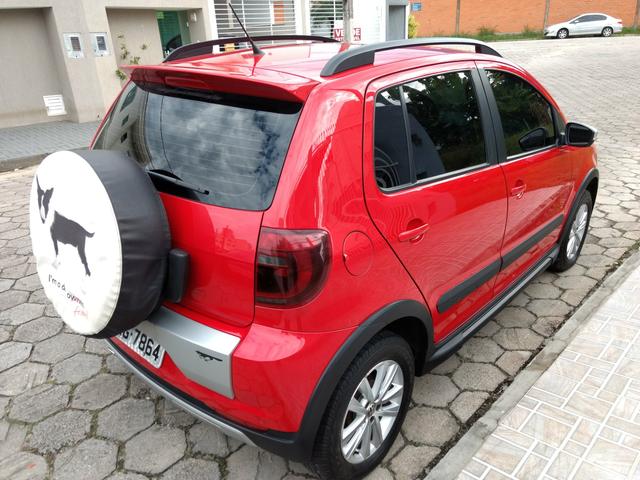 Volkswagen crossfox 1.6 2014 impecável - Foto 4