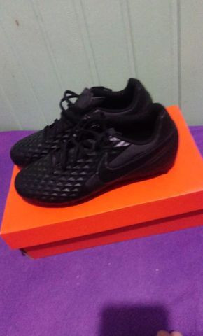 Chuteira nike nova