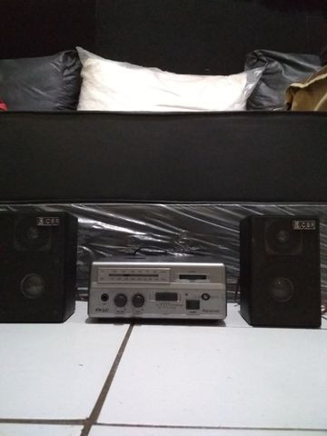 Receiver (Amplificador e Rádio) de 80 W Rms ou 8.000 Pmpo com duas caixas de som CSR