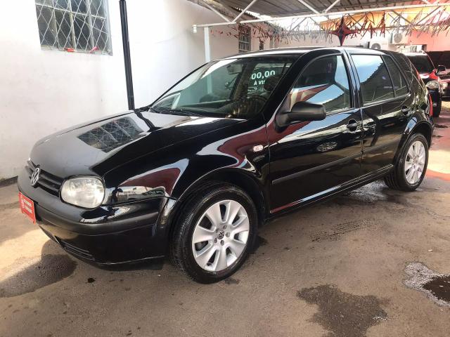 Golf 2.0 automático único dono 2002