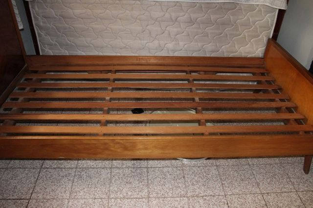 Cama de Solteiro em MDF Marrom 88cm x 95cm x 190cm - Foto 4
