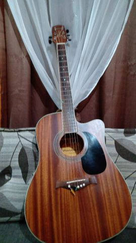 Vendo violão Gianini eletroacústico em estado de novo