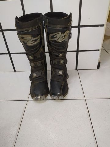 Equipamentos de motocross (Bota, Colete e roupa) - Foto 4