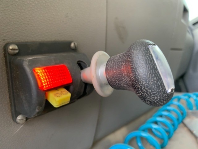 vw 24250 caçamba  - Foto 6