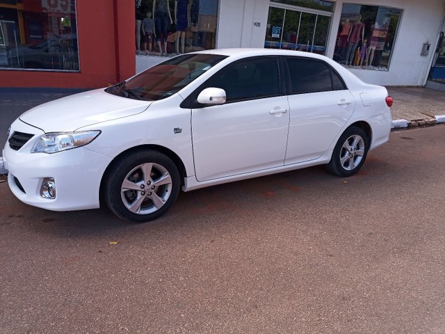 COROLLA XEI 2013