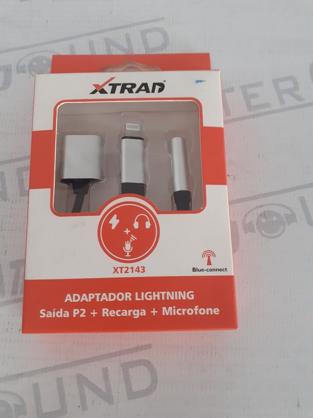 Adaptador lightning.  Saída P2, mais recarga, mais microfone.  Novo.