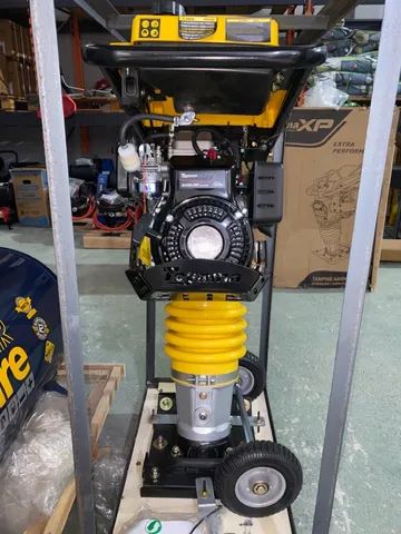 Compactador de Solo Percussão com Motor 4HP 149CC - Toyama  - Foto 5
