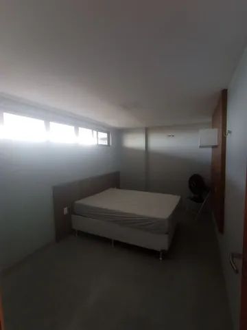 CAMBOINHA: Apartamento com três quartos