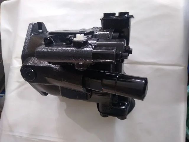 Bomba Hidráulica Nova Original BobCat E42 - Foto 3