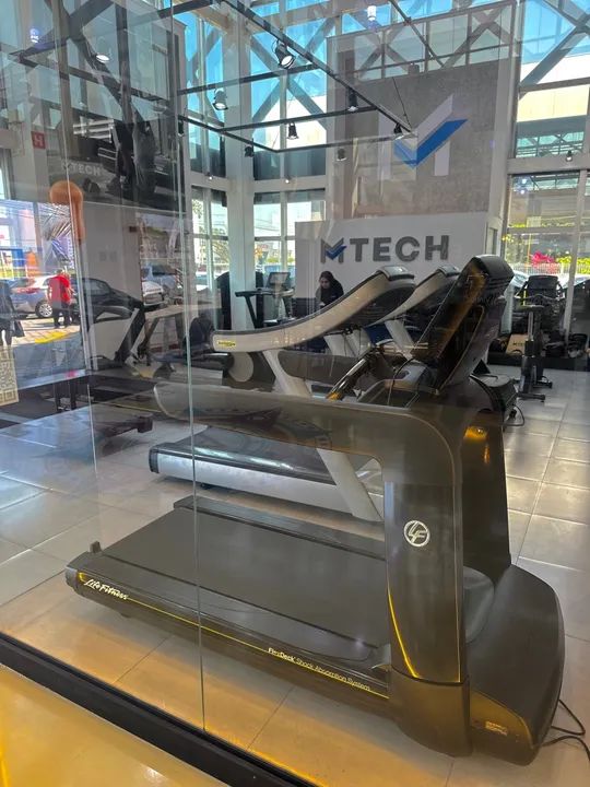 Matrix life fitness Tecnhongym movement Kikos Embreex Precor konnen Mtechbr  - Foto 2