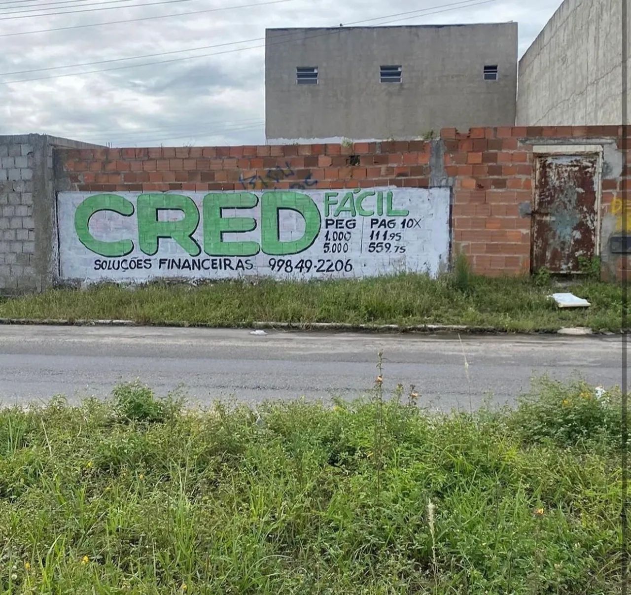 Vendo Terreno na avenida do Albano Franco 