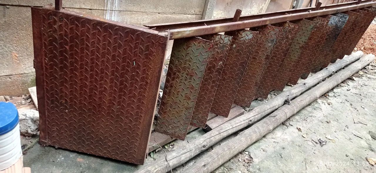 Escada de Ferro maciça medidas ultima foto - Foto 3