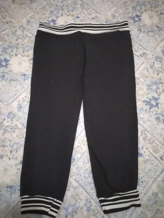 2 Calça de elastano feminina Preta - Foto 2