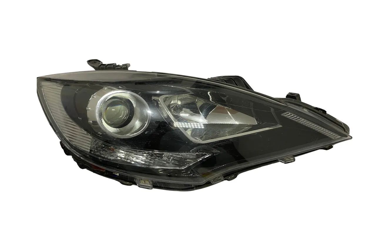 Farol Chery Celer 2016 