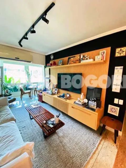 2 Quartos, vaga, 94m²,reformado. - Foto 2