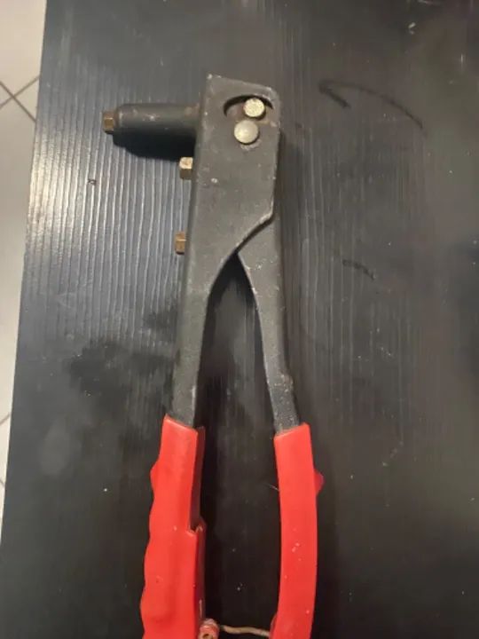 Manual riveter64985883462659120