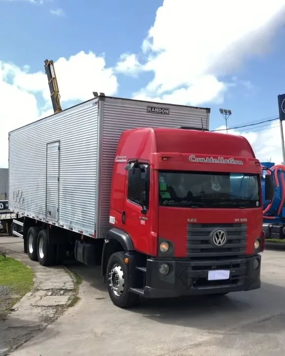 VW 24.250 Baú Seco - Foto 2