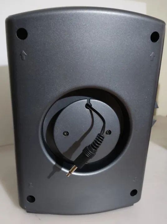 2 Aiwa speaker boxes64286076236930123