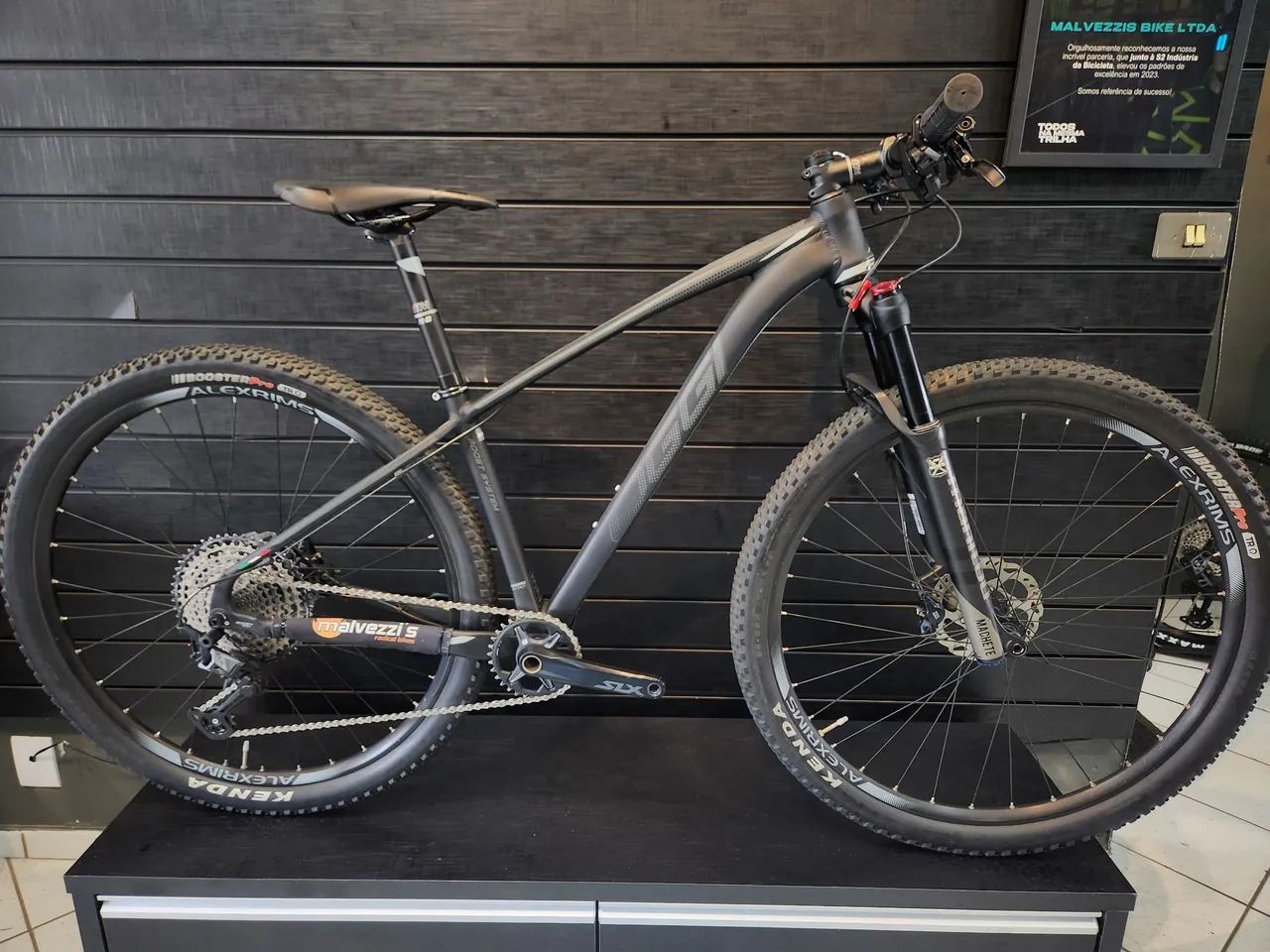 Oggi Big Wheel 7.4 Tamanho 15