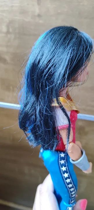 Boneca mulher maravilha  - Foto 5