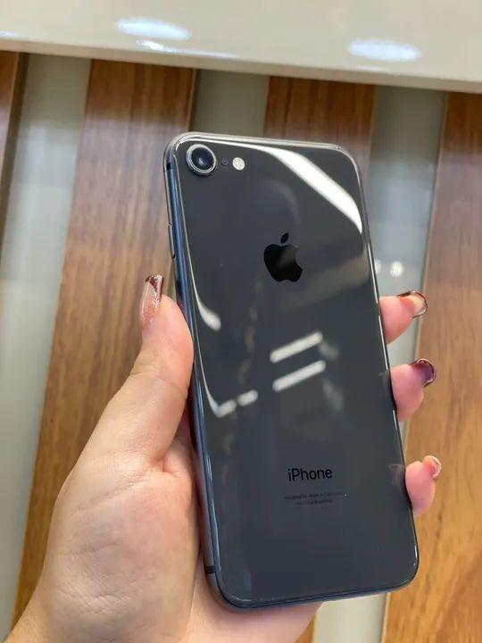 IPHONE 8 64 GB 