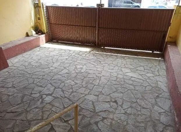 Casa no Centro com 04 quartos, sendo 01 suíte e quintal. (Oportunidade) - Foto 3
