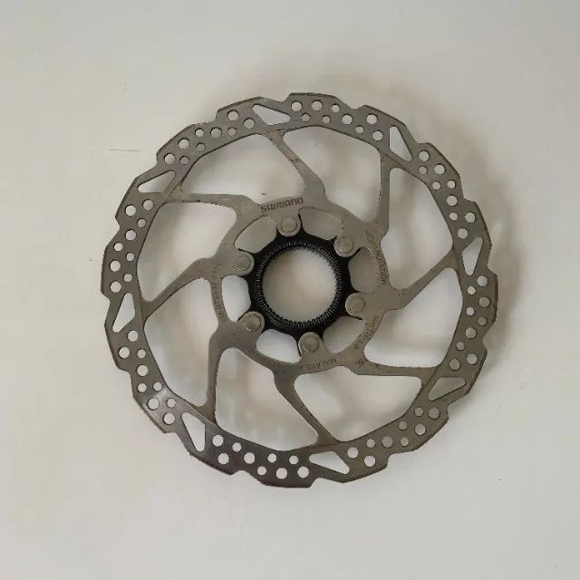 243 - Disco de freio Rotor Shimano Mtb Sm-Rt54 center Lock 180mm usado