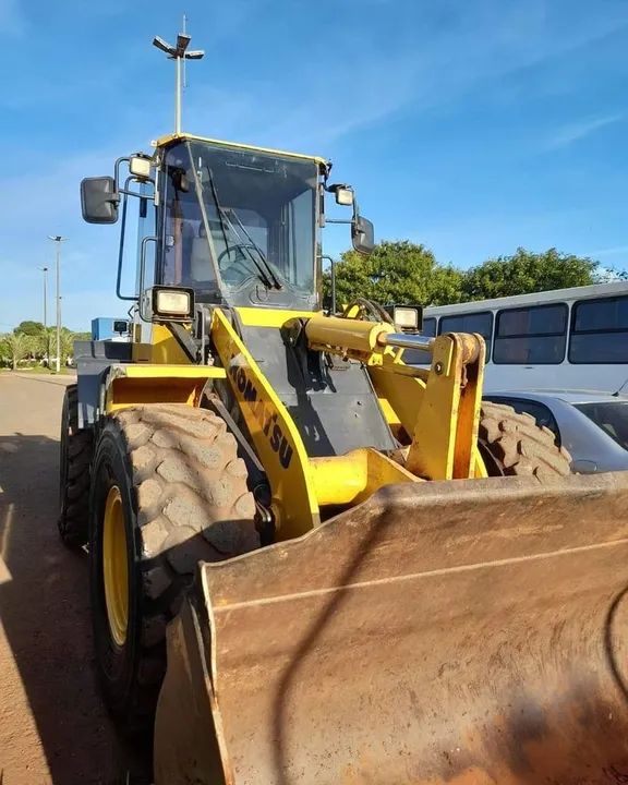 Pá carregadeira komatsu 