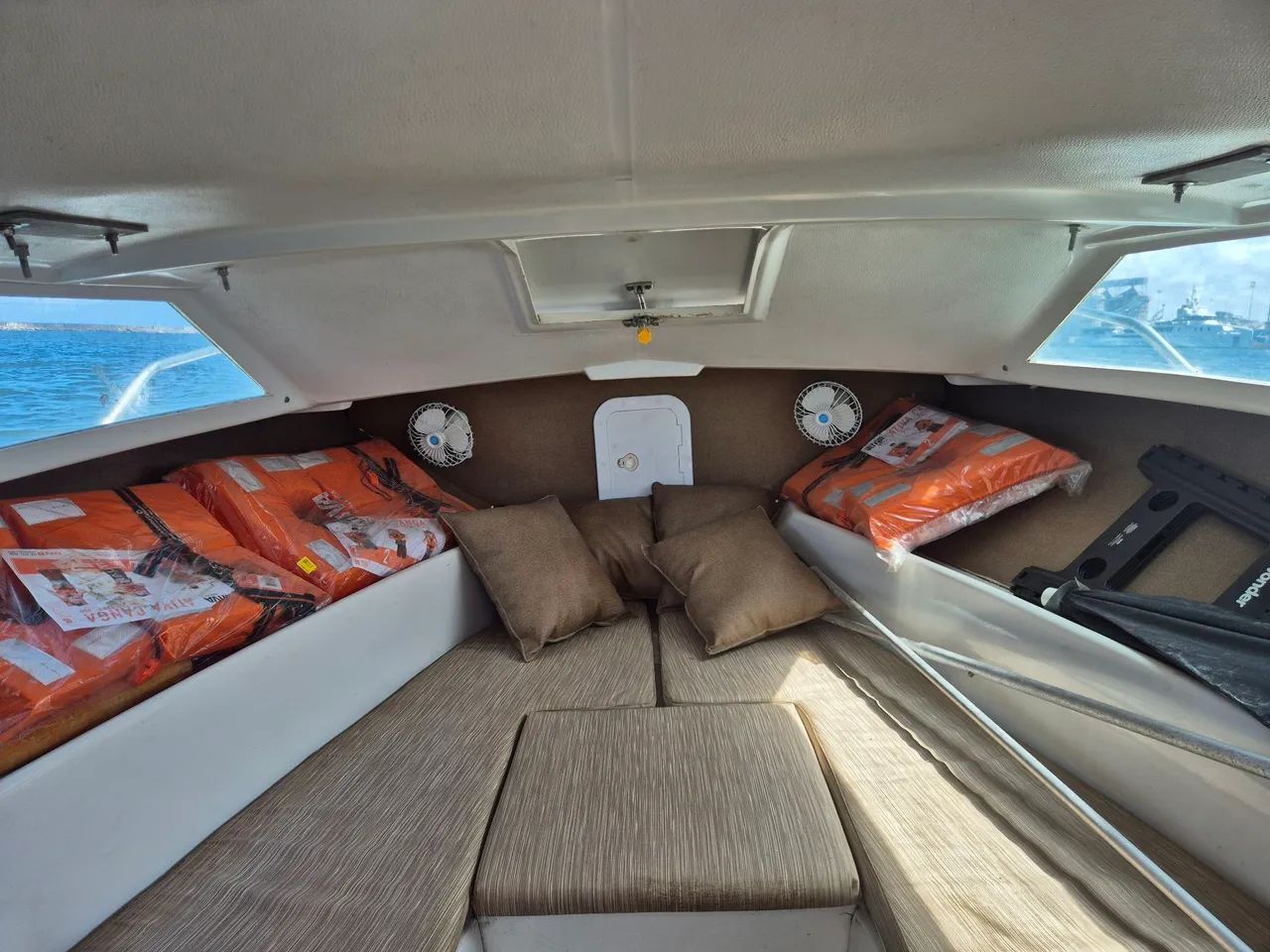 Lancha Carbrasmar Dourado 22 pés  - Foto 6