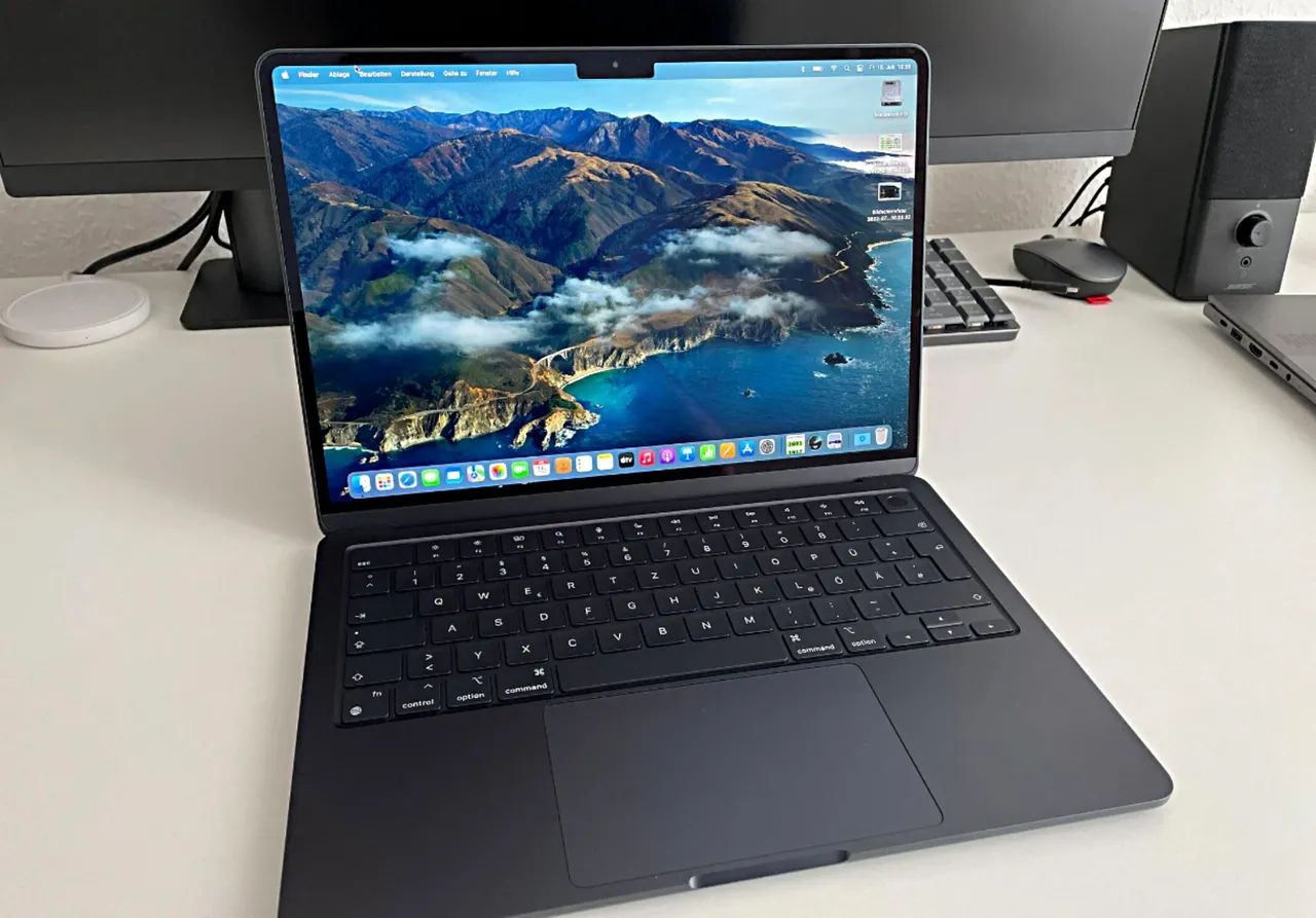 MacBook Air M2 16GB/512GB / ミッドナイト MacBook Air 13