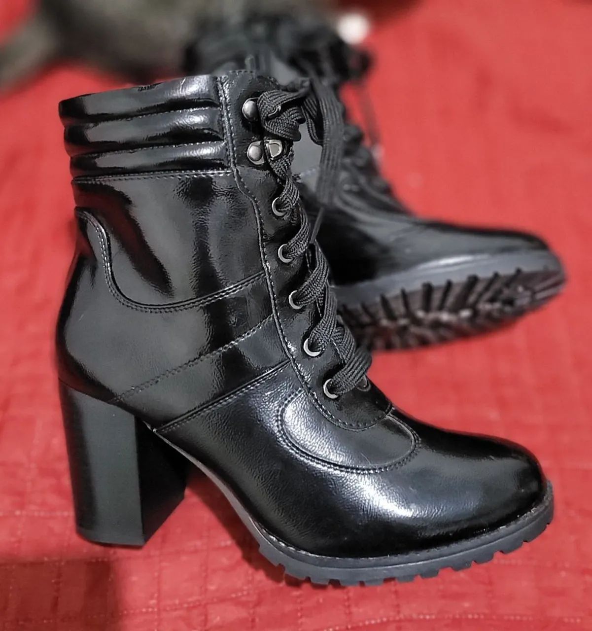 Bota tratorada mooncity 