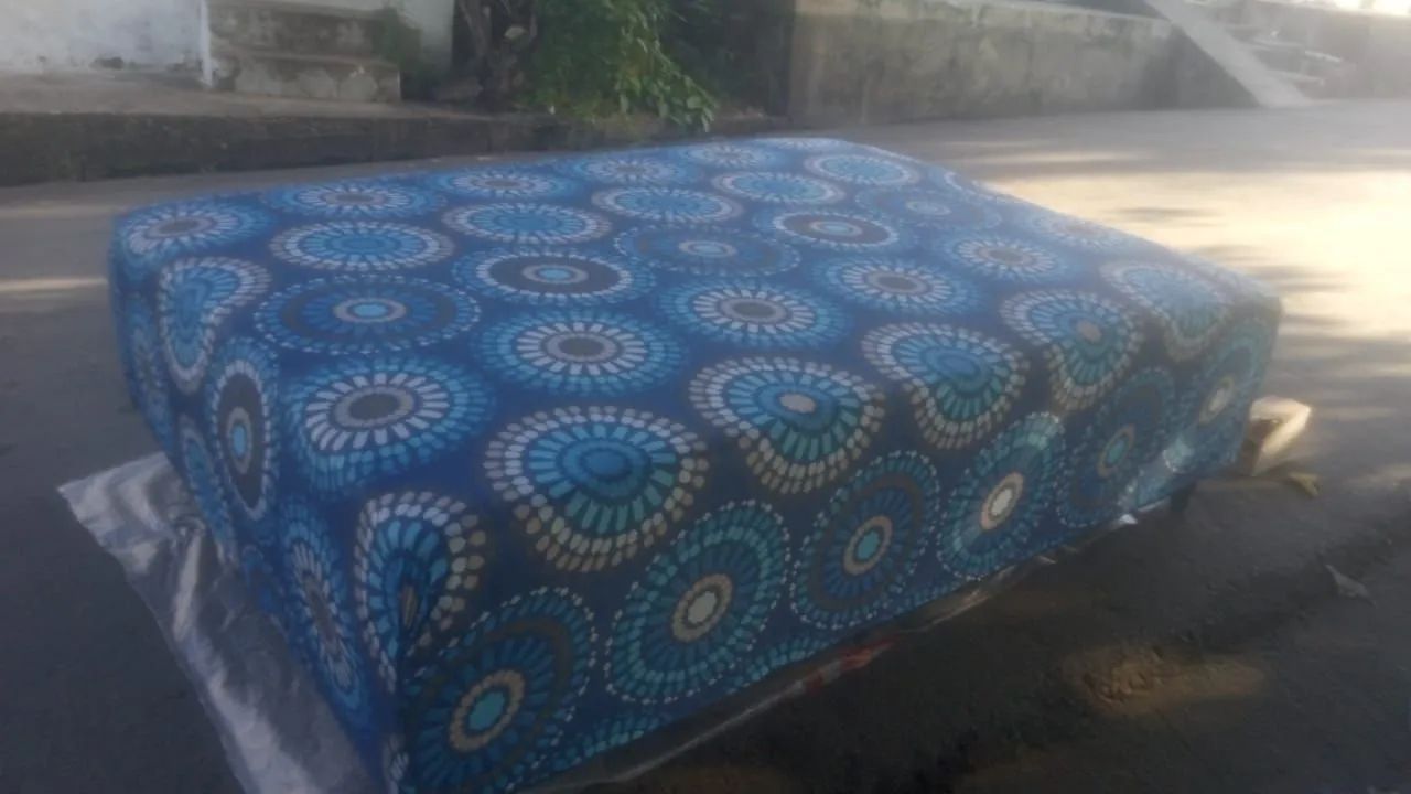 Cama Box com Estampa Moderna