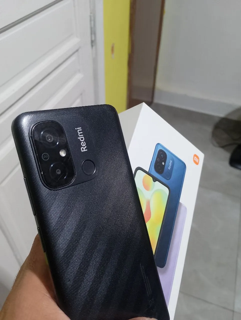 Redmi 12C,128 gigas , Seminovo!!
